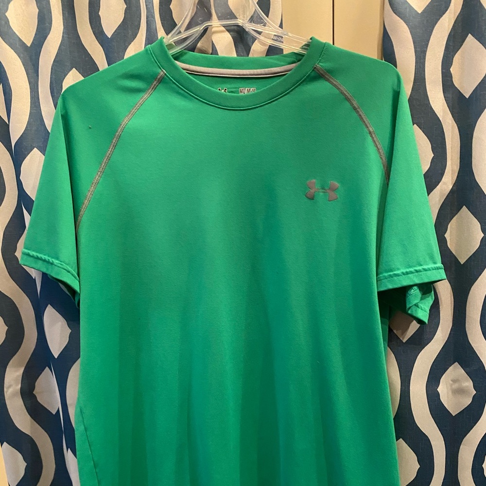 Under Armor dry fit t-shirt